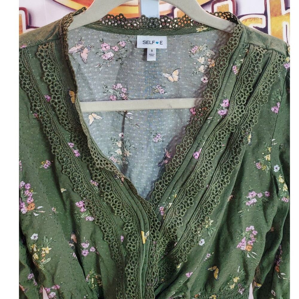 Selfie Olive Floral Lace Blouse Small - Picture 4 of 7